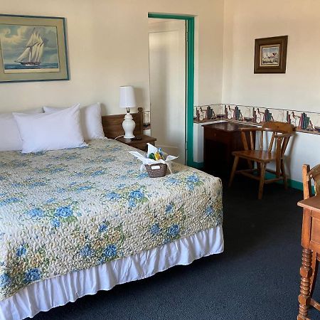 Lighthouse Inn Флоренс Екстер'єр фото