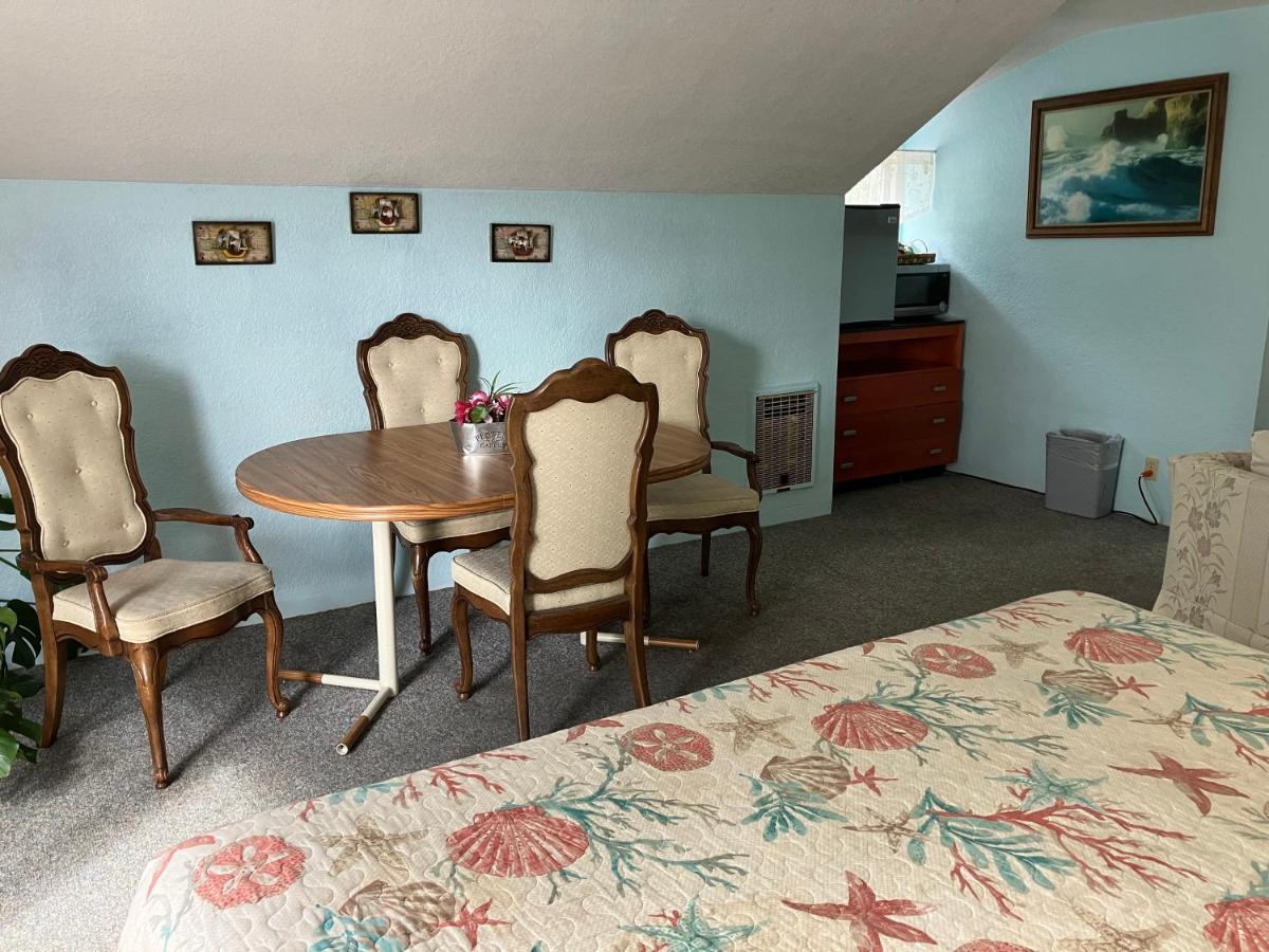Lighthouse Inn Флоренс Екстер'єр фото