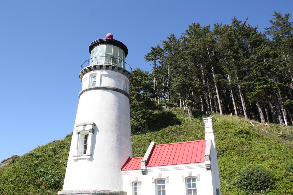 Lighthouse Inn Флоренс Екстер'єр фото