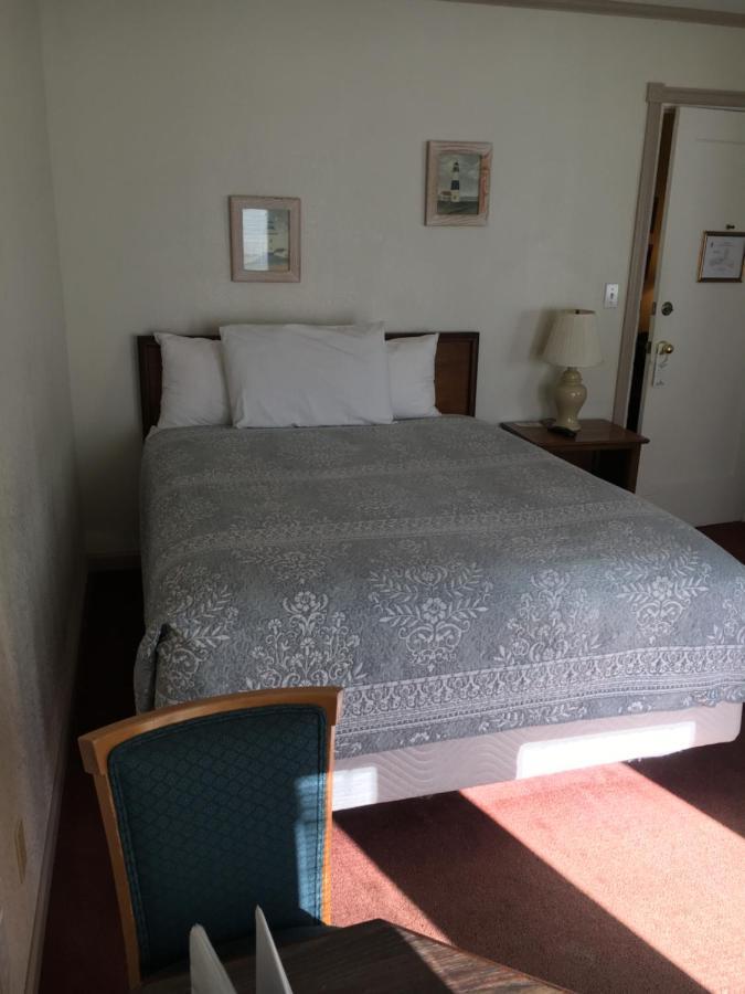 Lighthouse Inn Флоренс Екстер'єр фото